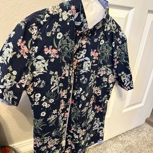7 Diamonds medium short sleeve button up